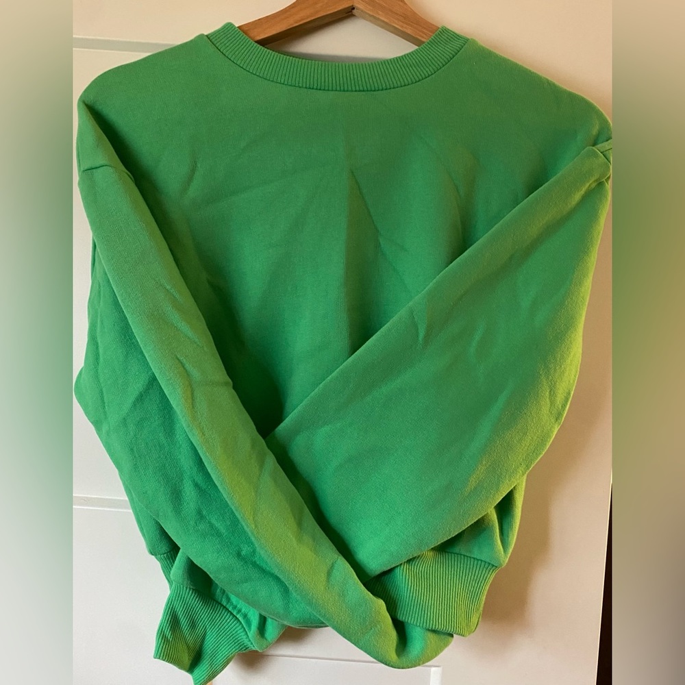 Crewneck sweater